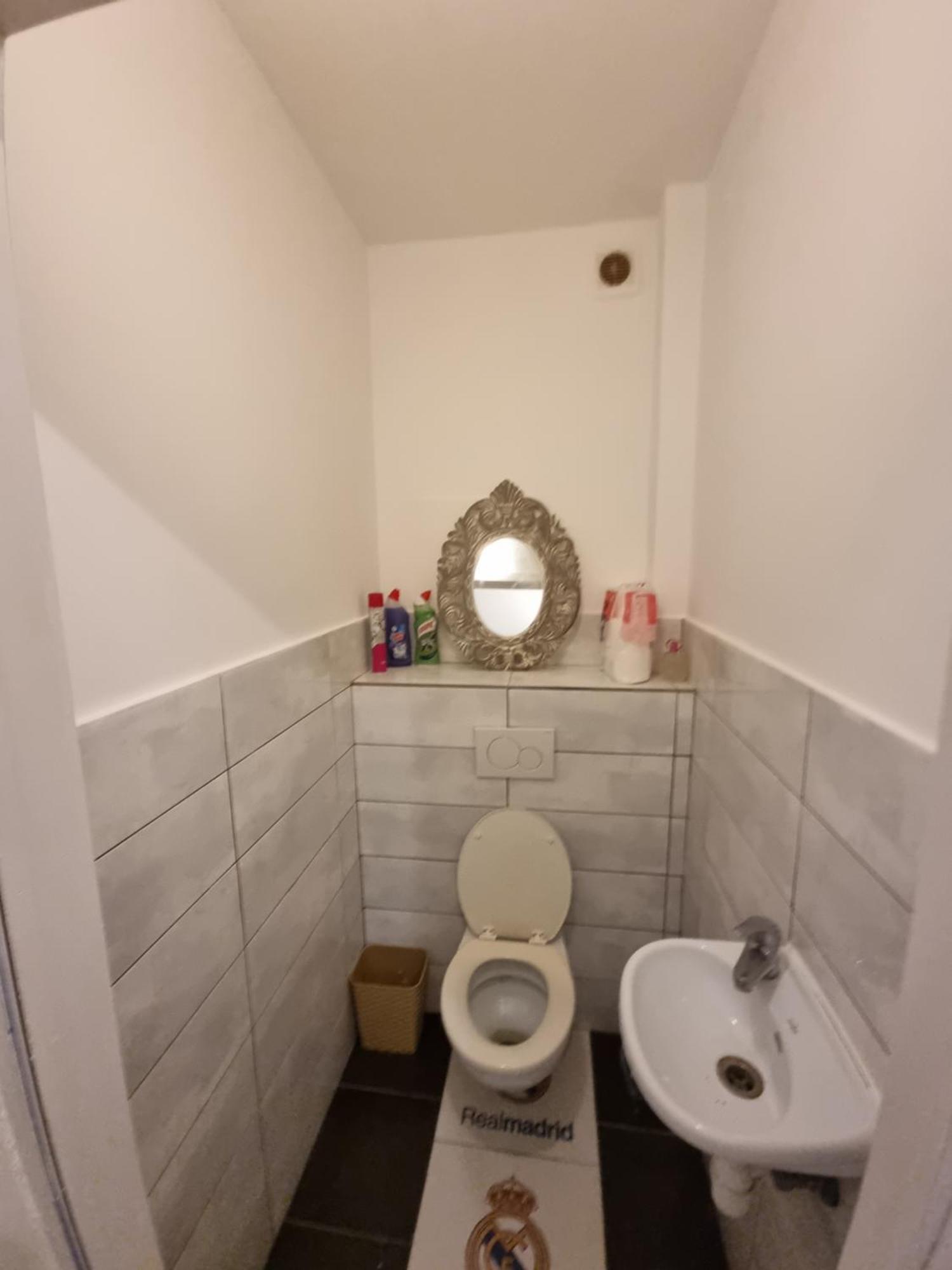 Apartchazal Brussel Bagian luar foto