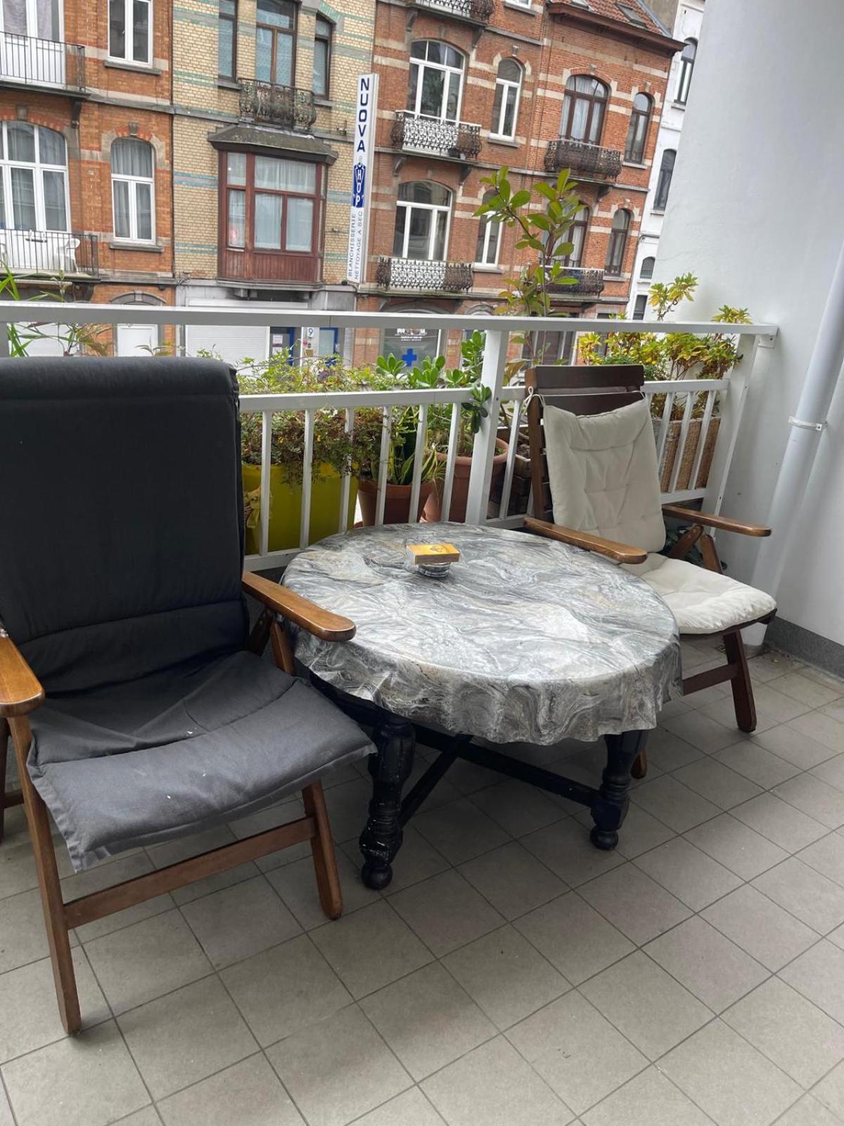 Apartchazal Brussel Bagian luar foto